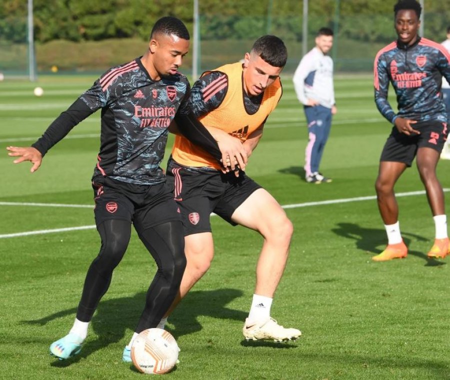 Arsenali grumbullon 17-vjeçarin shqiptar për sfidën e Europa League me PSV