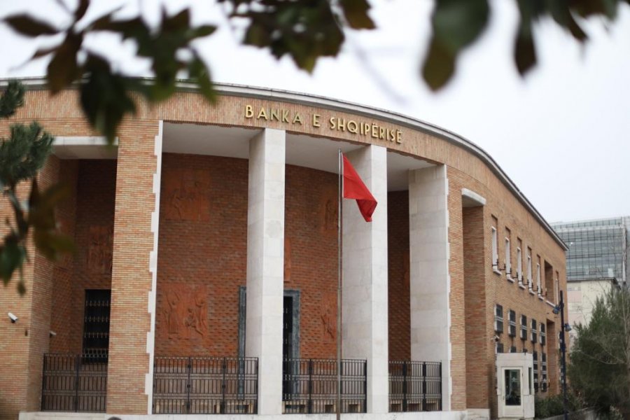 Banka e Shqipërisë bleu këtë javë 5.3 milionë euro, pjesëmarrja në ankand ishte më e ulët se zakonisht