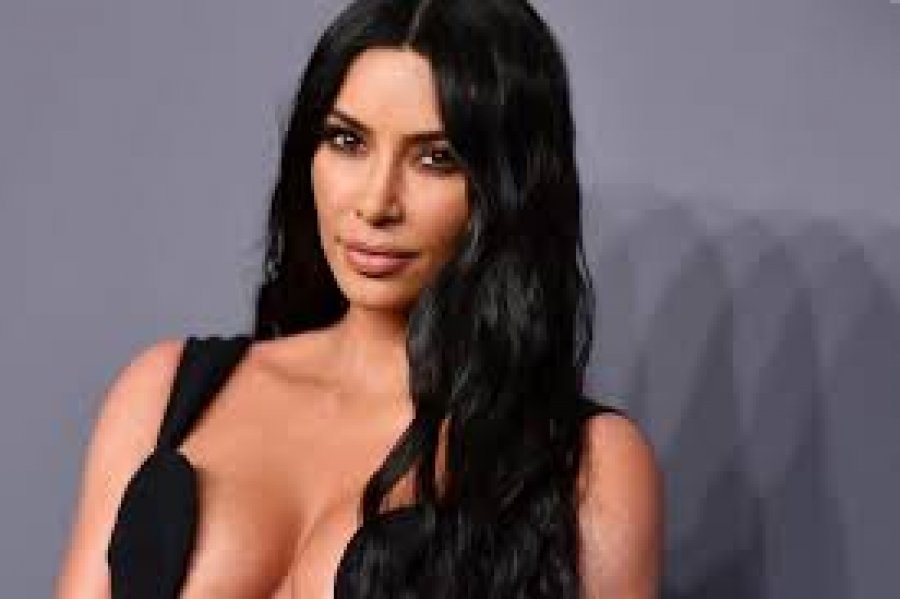 Kim Kardashian feston ditëlindjen dhe merr urimin e veçantë : Ti je gruaja më e fortë që njoh