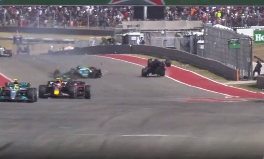 Formula 1/ Aksident i çuditshëm i Alonsos, makina ‘fluturon’ në ajër