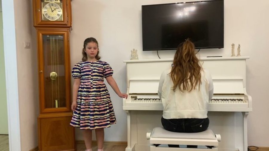 9-vjeçarja shqiptare shkëlqen në Itali, merr çmimin e parë në Ragusa