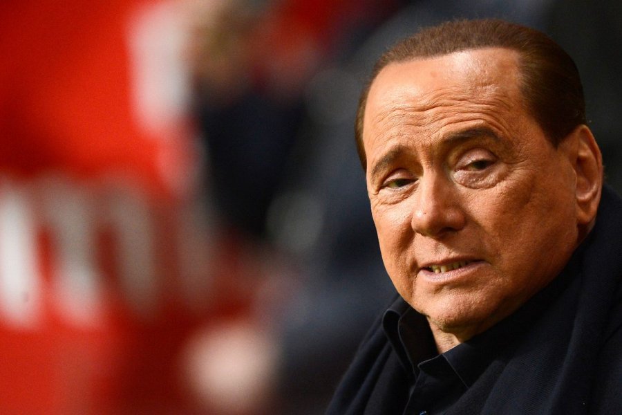 Berlusconi i tronditur pas sulmit me thikë në Milano