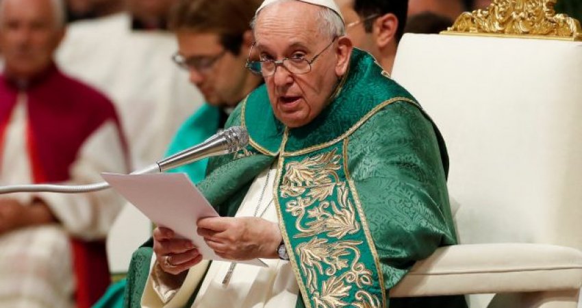 Papa Françesku vlerëson angazhimin e Gorbaçovit 'për harmoninë dhe vëllazërinë midis popujve'