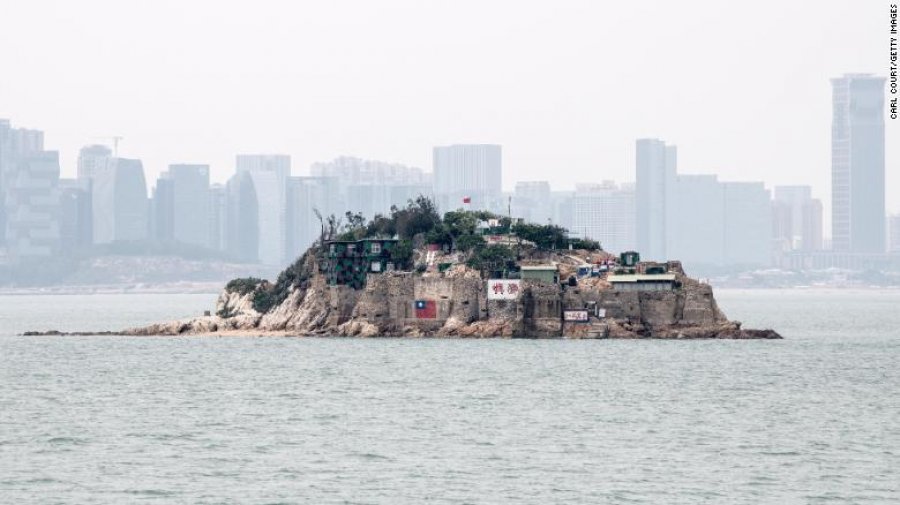  Tajvani rrëzon dronin e paidentifikuar mbi ishullin afër Kinës