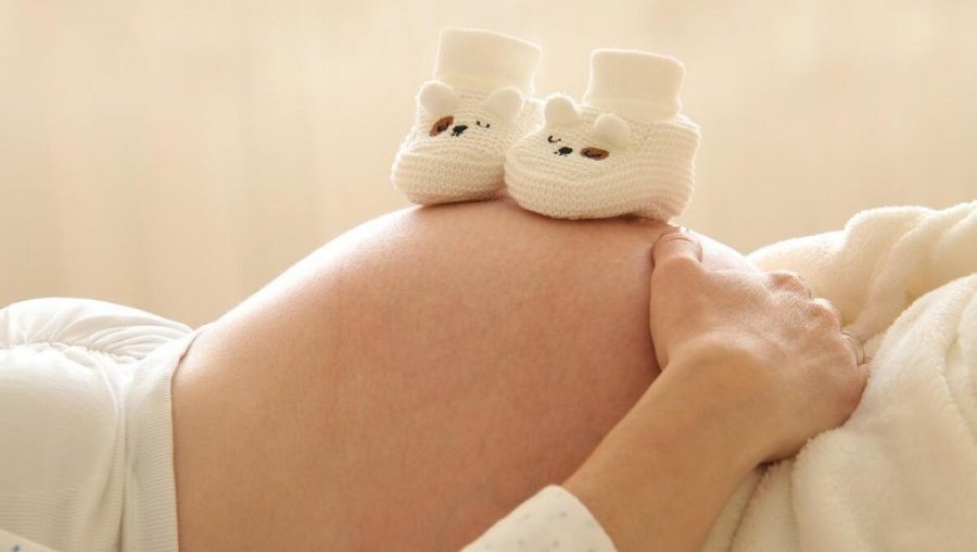 Lind bebja e parë nga mitra e transplantuar në Itali, foshnja 1.7 kg gëzon shëndet të plotë