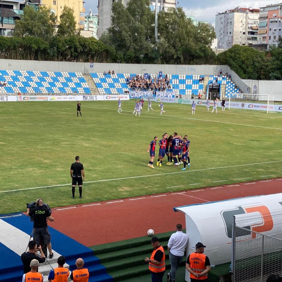 Surprizë në ‘Selman Stërmasi’, Vllaznia fiton klasiken e futbollit shqiptar me Tiranën