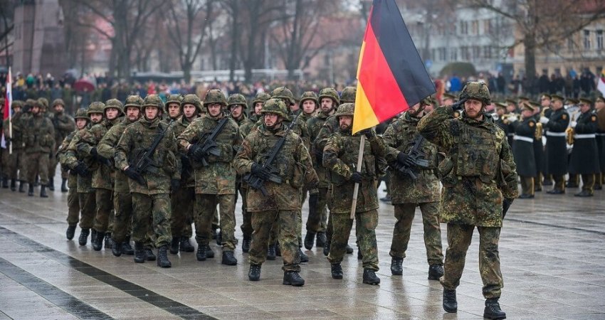 Rreth 100 ushtarë gjermanë mbërrijnë në Lituani