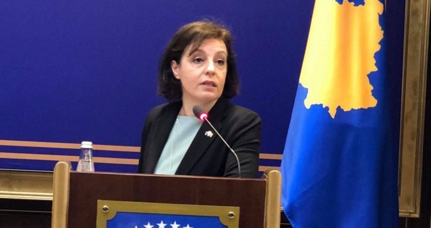 Ministrja Gërvalla e thotë me përgjegjësi të plotë: Liberalizimi i vizave nuk është larg
