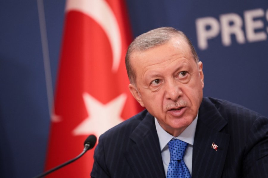 Erdogan sfidon SHBA-në: Nuk jeni të vetmit që shisni avionë luftarakë, mund t’i marrim kudo