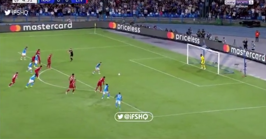 VIDEO/ Penallti për Napolin, Zielinski përballë Alisson