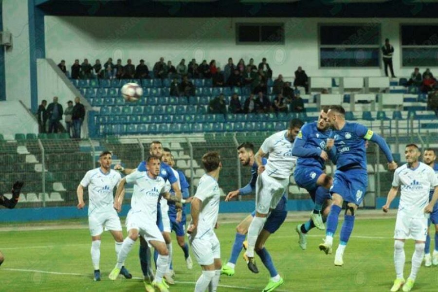 Skuadrat kërkojnë tre pikët e para të sezonit, njihuni me formacionet zyrtare të Teuta-Kukësi