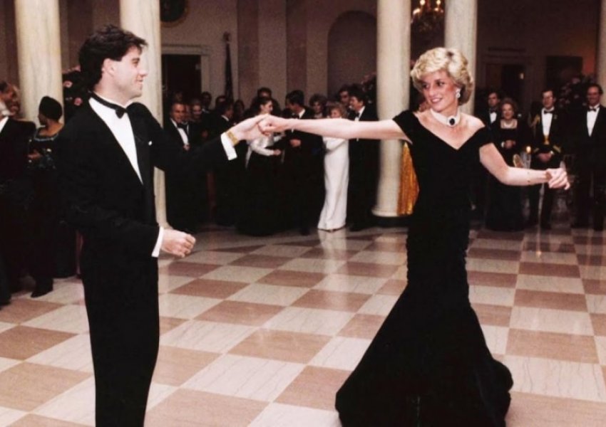 10 raste kur Princeshë Diana theu rregullat mbretërore