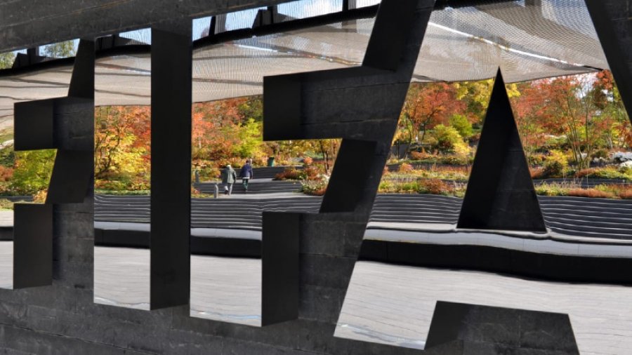 FIFA publikon raportin, në merkaton e verës u shpenzuan plot 5.9 miliardë paund