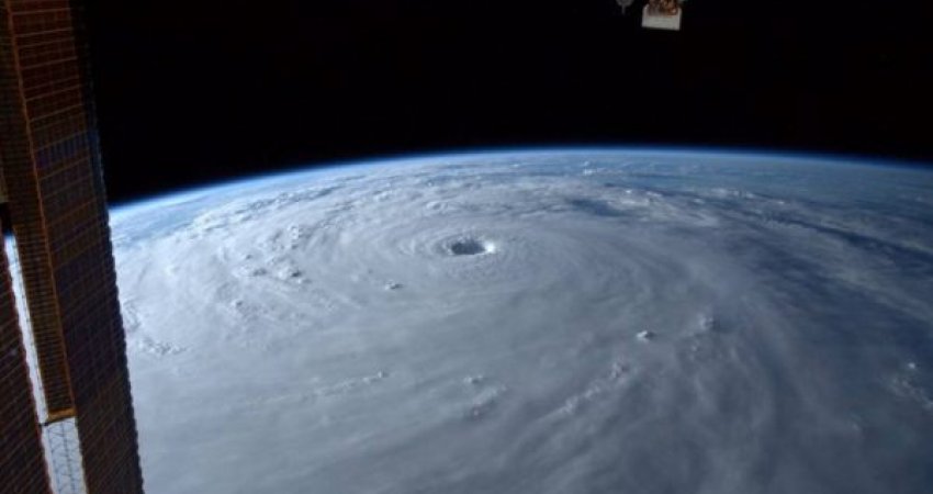 Tajfuni i fuqishëm që goditi Japoninë, shikoni si duket nga hapësira