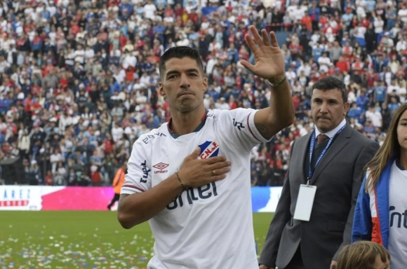 E konfirmon presidenti i klubit: Luis Suarez do të largohet nga Nacionali