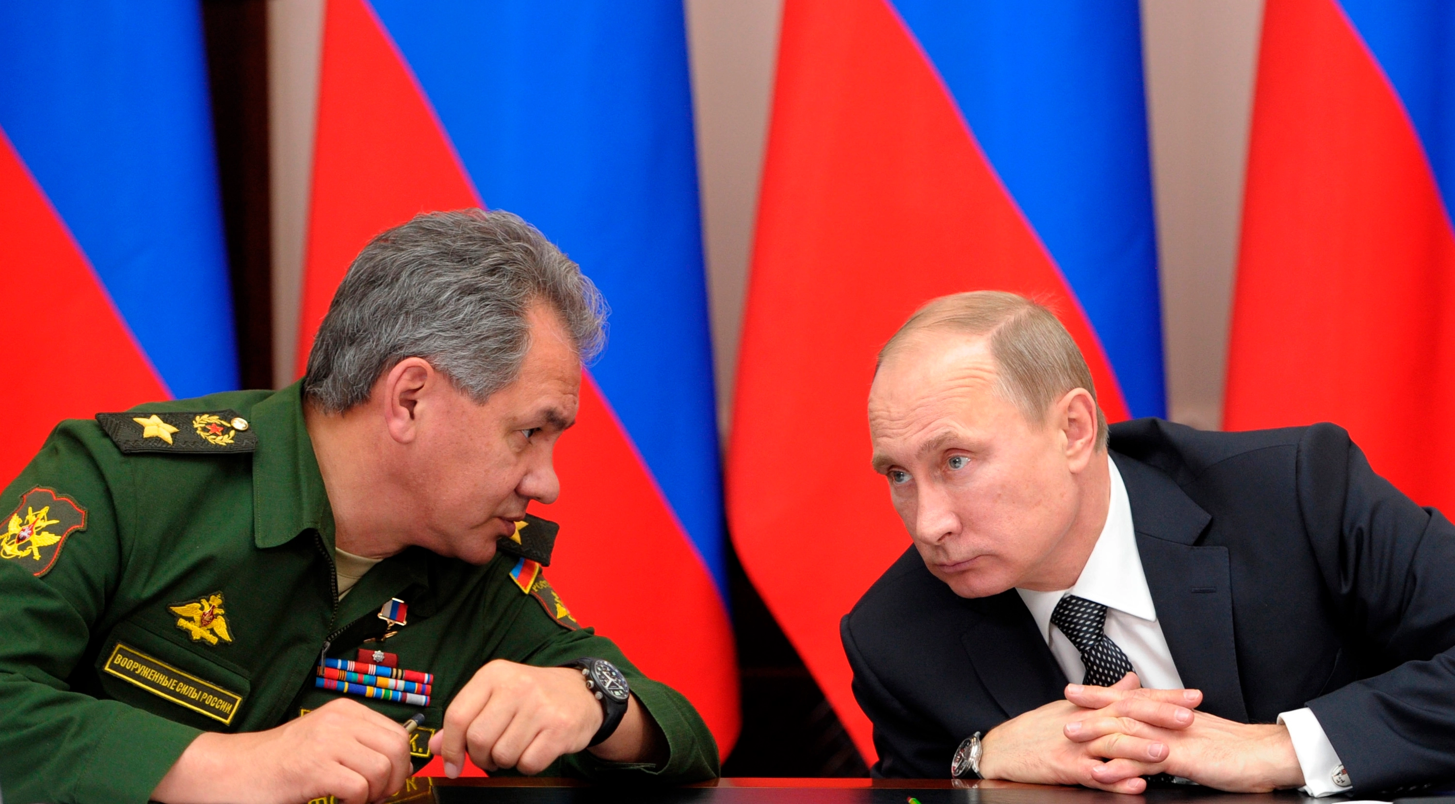 Ministri Sergei Shoigu kërkon të qetësojë popullin rusë pas deklaratave  të Putinit