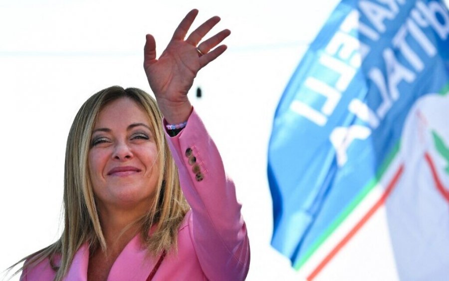 A mundet Giorgia Meloni të bëhet kryeministre e Italisë edhe nëse nuk del e para në zgjedhje?