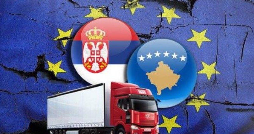 Serbia përsëri 'pushton tregun', brenda 1 muaji futi miliona euro mallra në Kosovë