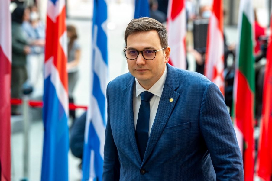 Ministri çek ka besim të madh për liberalizimin e shpejtë të vizave për Kosovën