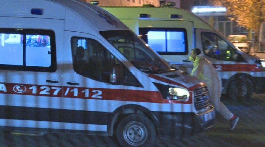 Gëlltiti brisqe rroje/ I dënuari në burgun e Drenovës niset me urgjencë në spital 