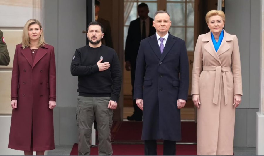 Zelenskyy viziton Poloninë, takim me udhëheqësit e vendit fqinj