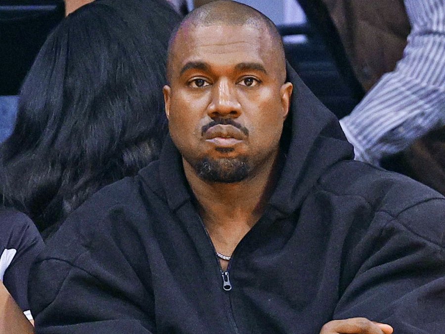 Sërish telashe për Kanye West/ Këngëtari paditet nga dy ish-punonjëset e tij për diskriminim racor