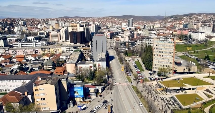 Mot i keq e erëra të forta, komuna e Prishtinës apelon qytetarët të kenë kujdes 