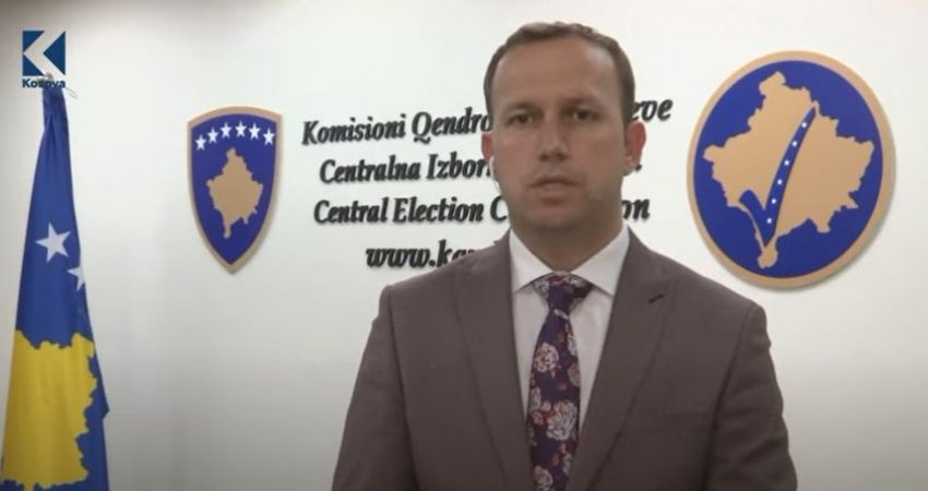 Votimi në përfaqësi diplomatike dhe përmes postës, Elezi tregon afatet për votuesit jashtë Kosovës