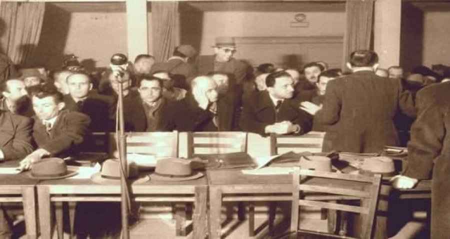 FOTO/ Pushkatimet e Gjykatës Speciale të Tiranës në 1945  