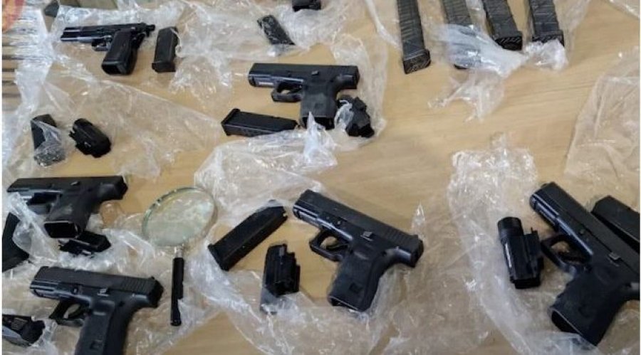 Kapja e pistoletave në port, SPAK letërporosi në Angli për zbulimin e personit pritës të armëve