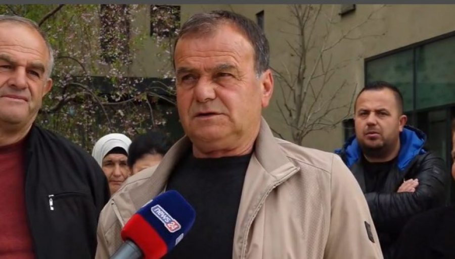 Protesta për pronat/ Kryeplaku i fshatit Bërxullë flet pas takimit në Kadastër: Banesat dhe pronat do të certifikohen