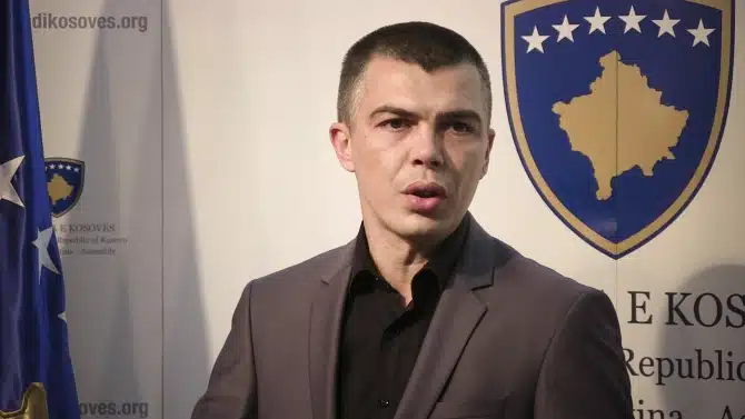Jabllanoviç tërhiqet nga gara për kryetar të Leposaviçit