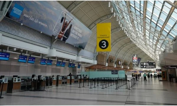 Vjedhje e ‘rrallë’/ Grabitet ar mbi 15 milionë euro në një aeroport në Kanada