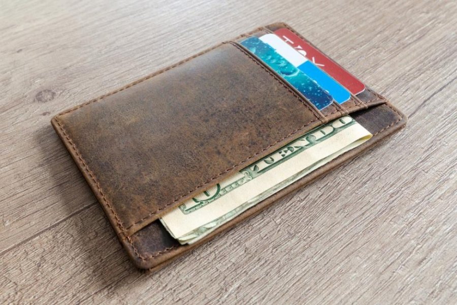 5 gjërat që nuk duhet t’i keni kurrë në portofol