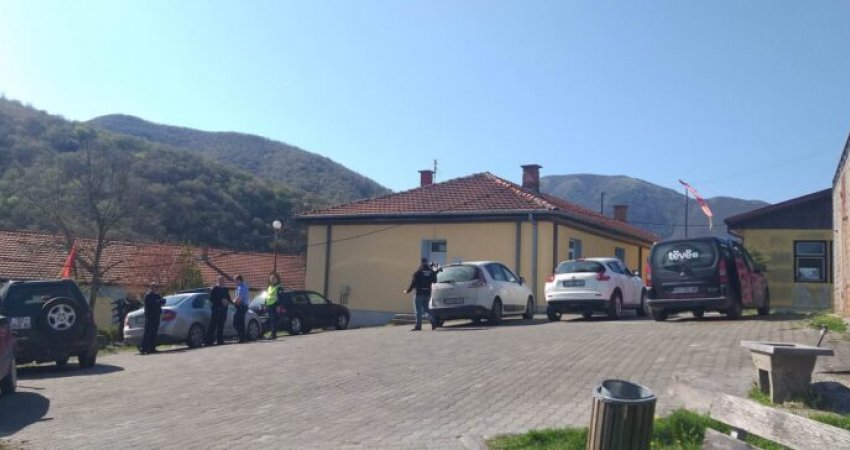 Ndalohen dy serbë në Leposaviq, tentuan të kalonin ilegalisht kufirin