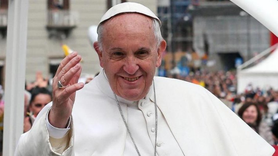 Luftimet në Sudan, Papa Françesku thirrje për dialog: Ndalni dhunën