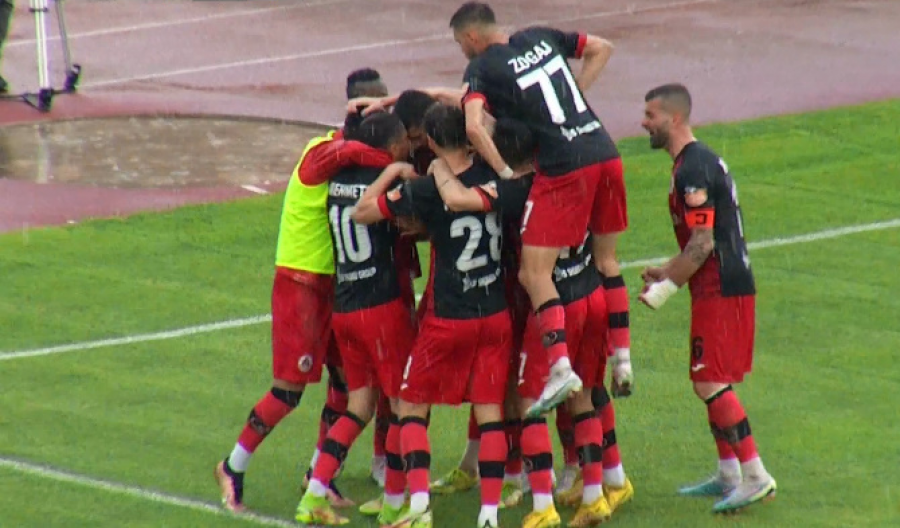 Superliga/ Kastrioti mban gjallë shpresat për mbijetesë, rrezikon Kukësi