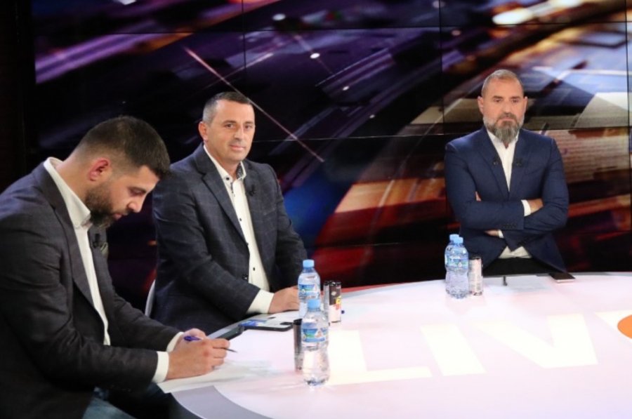 Denoncimi i Arjan Hoxhës: Rakip Suli shkriu ekipin e Kamzës, stadiumin ia dha me qira Krujës