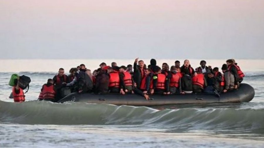 Marrëveshja me Britaninë për emigracionin e paligjshëm, nuk morën azil, kthehen në atdhe 1 mijë shqiptarë nga Angli