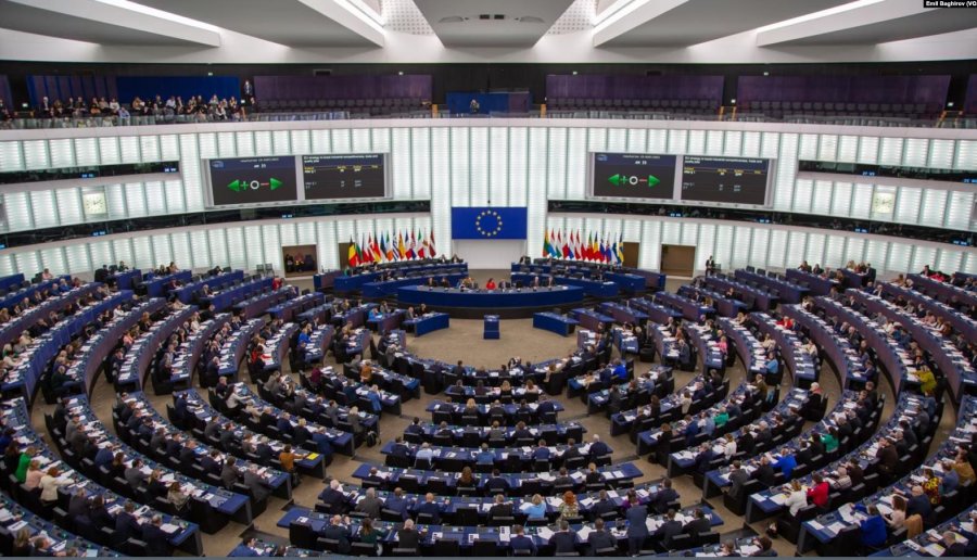Parlamenti Evropian: Rusia shfrytëzon Serbinë për ndërhyrje në Ballkanin Perëndimor