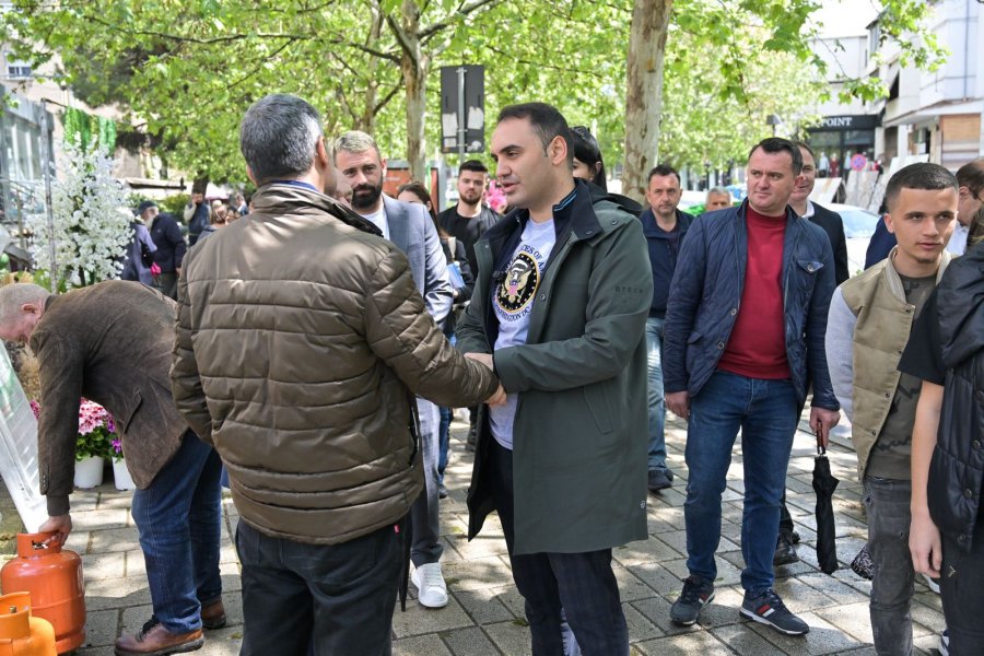 Belind Këlliçi takon qytetarët: 5 pikat që do të sjellin ndryshimin në Tiranë