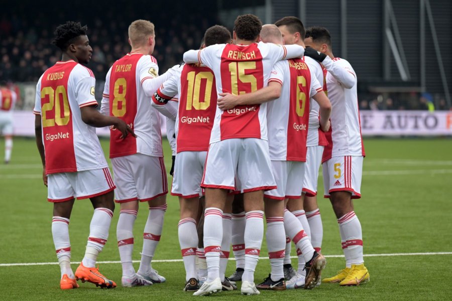 Ten Hag nuk i ndahet mesfushorit të Ajax, gati t’u japë holandezëve 45 mln euro