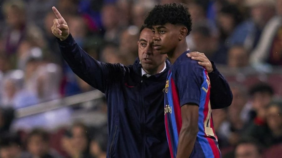 'Është si Messi, mund të shënojë një epokë të re te Barcelona'/ Xavi me fjalë të mëdha për Yamal