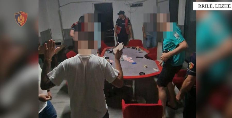 Lezhë/ ‘Poker’ në lokal, arrestohen dy shtetas, mes tyre pronari: Procedohen 12 të tjerë