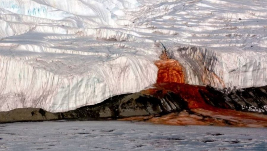 Mister për mbi 100 vjet, zbulohet origjina e ujëvarës së gjakut në Antarktidë