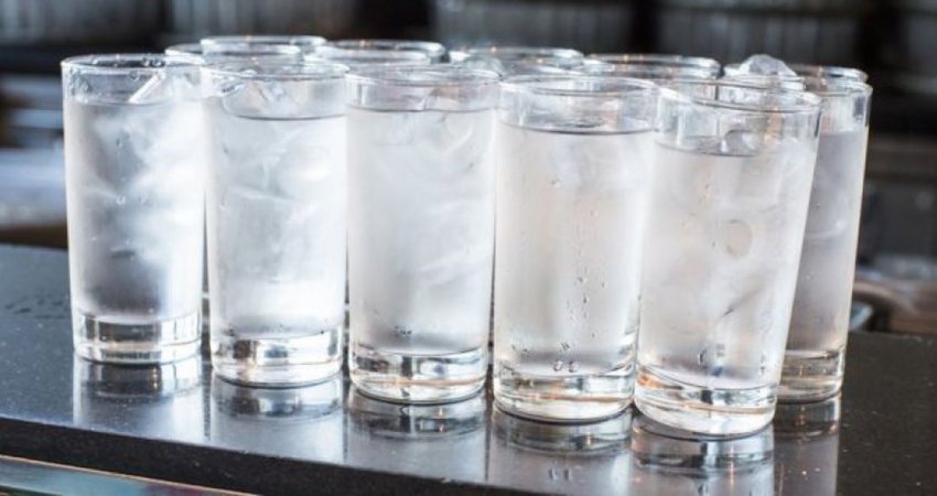 Pirja e ujit të ftohtë, dobitë dhe dëmet që shkakton