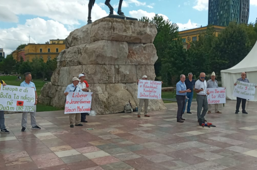 Protestë në Tiranë për lirimin e ish-luftëtarit të UÇK-së