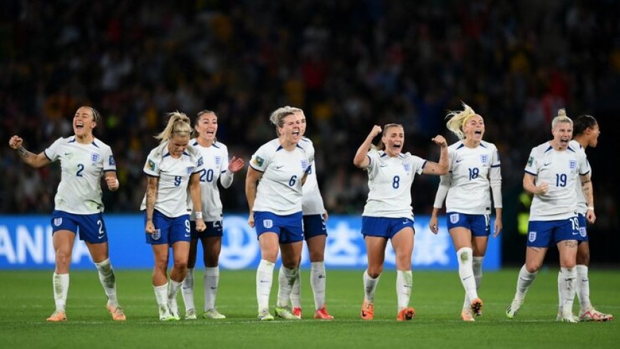 Botërori i Femrave/ Australia bind ndaj Danimarkës, në çerekfinale kalon dhe Anglia