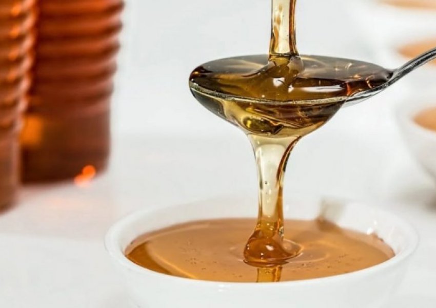 Pesë anët pozitive të konsumit të përditshëm të mjaltit
