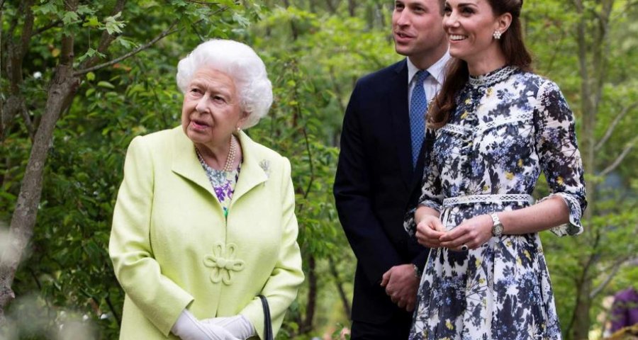 Një vjetori i vdekjes së Mbretëreshës Elizabeth, si do e nderojnë Princi William dhe Kate